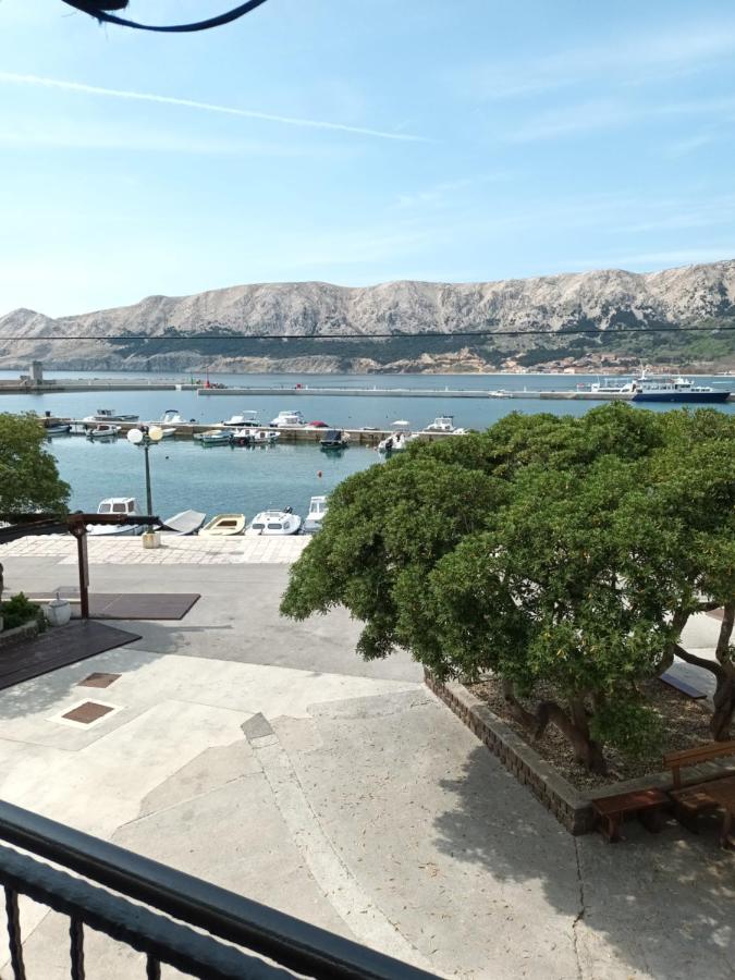 Apartments Dorcic Baška Eksteriør billede