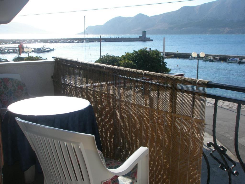 Apartments Dorcic Baška Eksteriør billede
