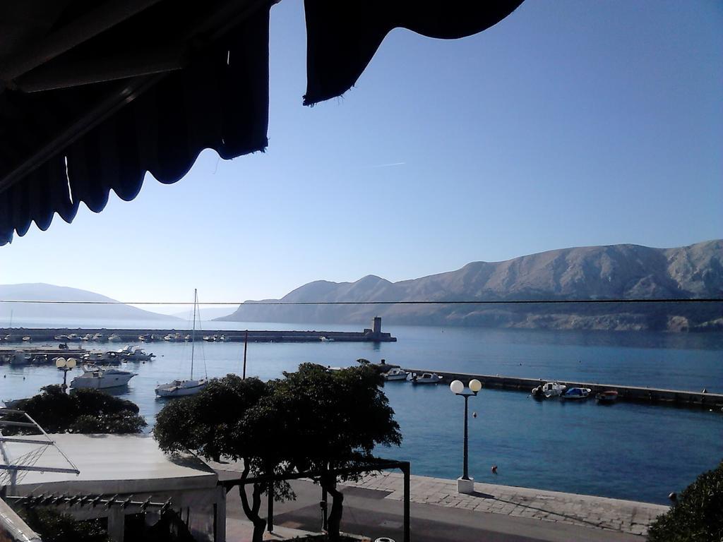 Apartments Dorcic Baška Eksteriør billede